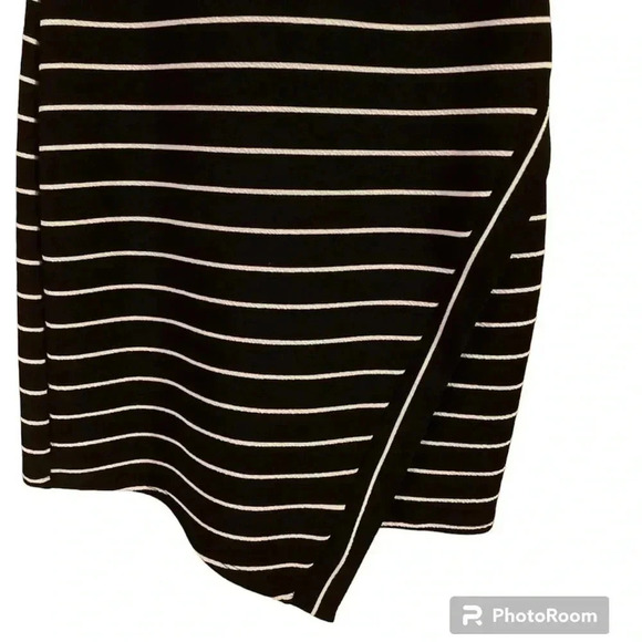 FREE💕 with purchase Woman’s sleeveless dress Seduction, black/white stripe, - Picture 9 of 16